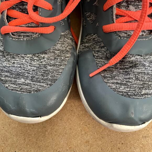 Athletic Works Lightweight sneakers Size 4 girl GGAW48DP004 - Picture 4 of 9